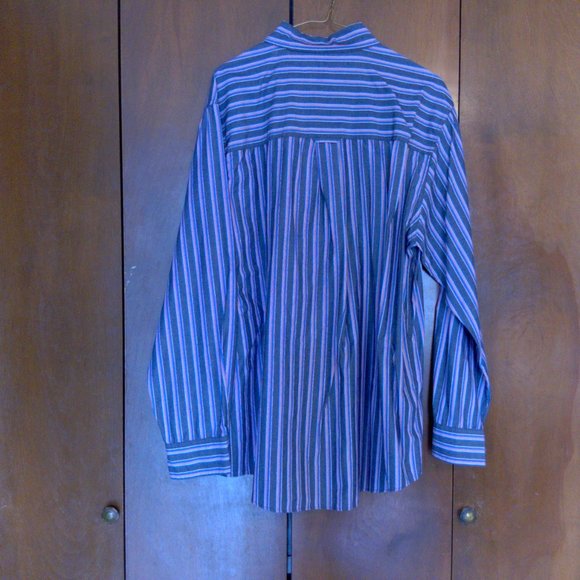 Chaps Easy Care Button Down Shirt Large - Picture 3 of 5